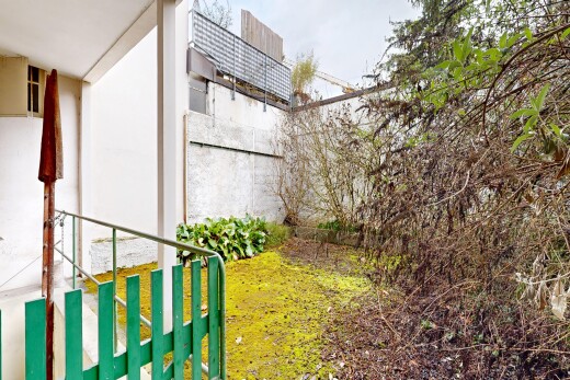 garten mit from property und overcast