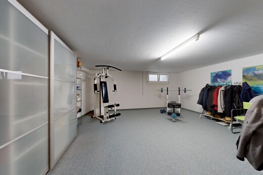 gym avec sous-sol, inside property, cloison sèche, et drywall
