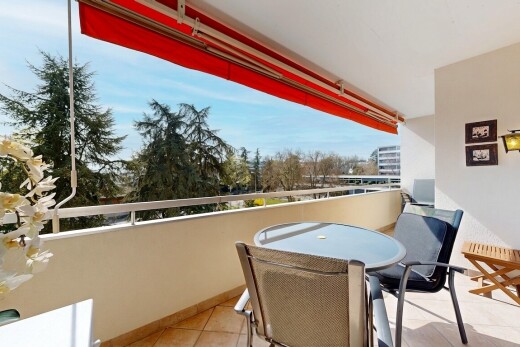 balcon avec balcon, day time, et from property