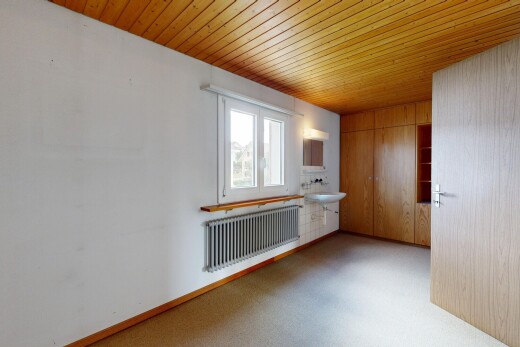 pièce vide avec lumière naturelle, natural light, radiateur, inside property, et cloison sèche