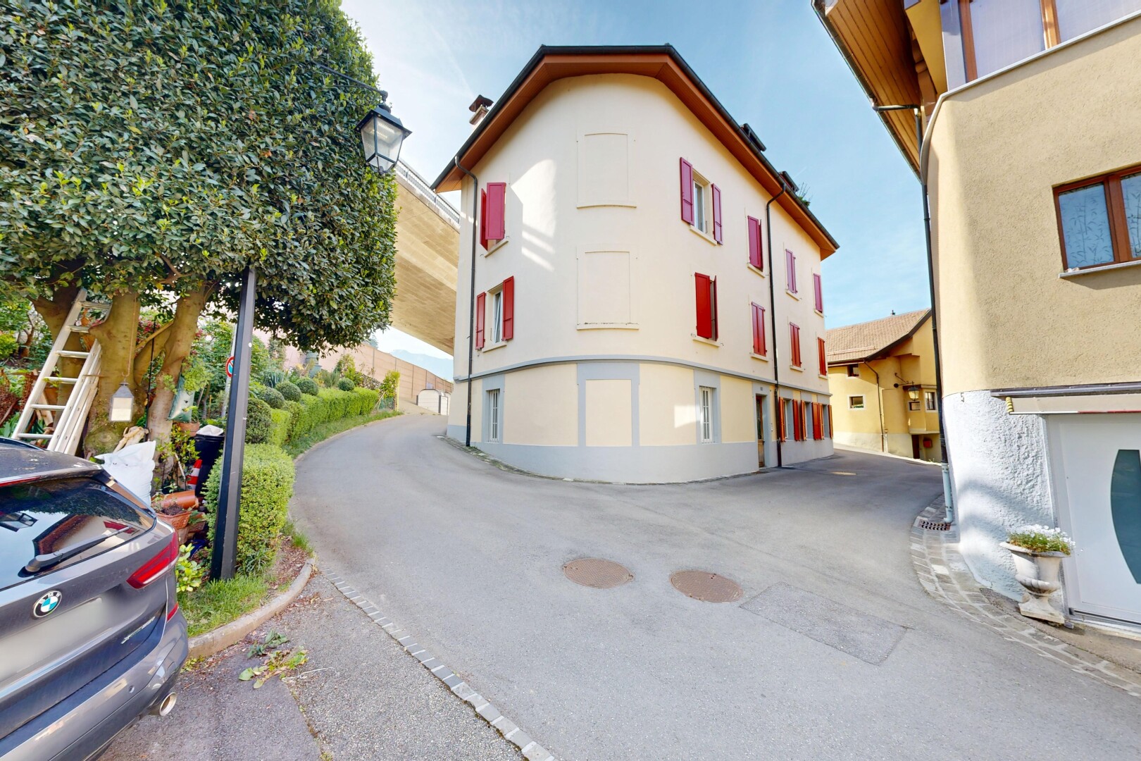 extérieur du bâtiment avec day time
