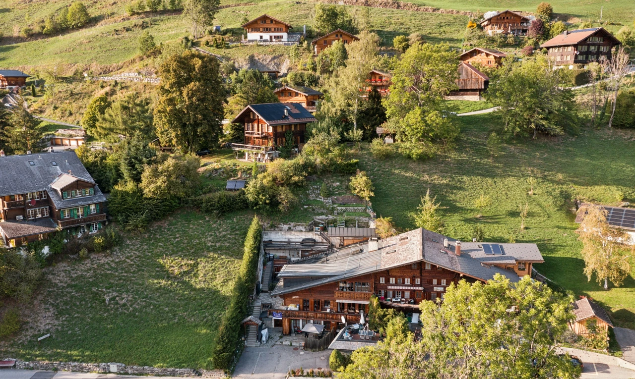 outdoor house featuring a rural view