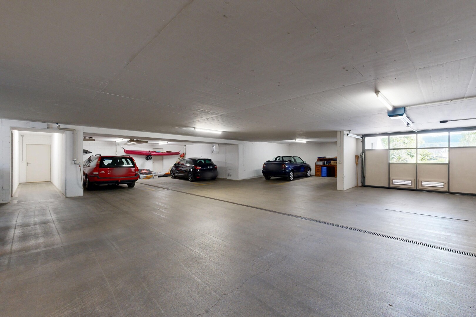 parken mit parkgarage und inside community