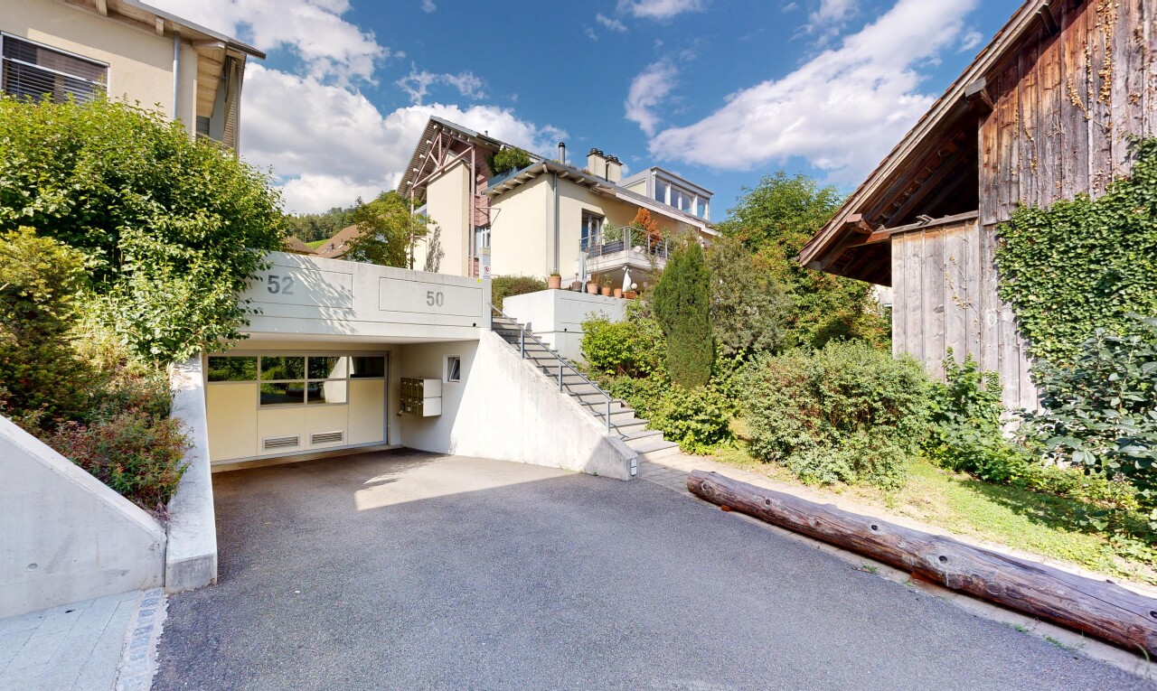 außenansicht mit day time, treppen, auffahrt, und carport angeschlossen