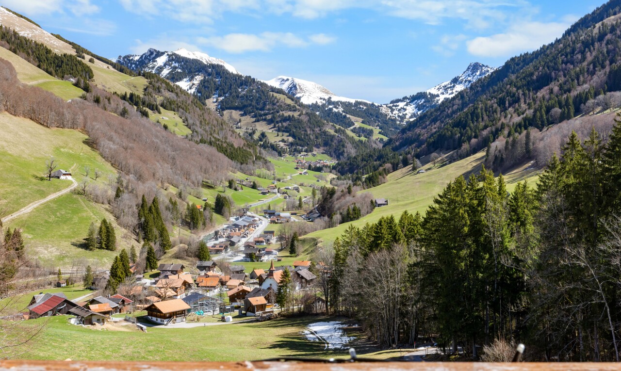 vue sur la montagne avec mountain view, vue sur la montagne, et day time