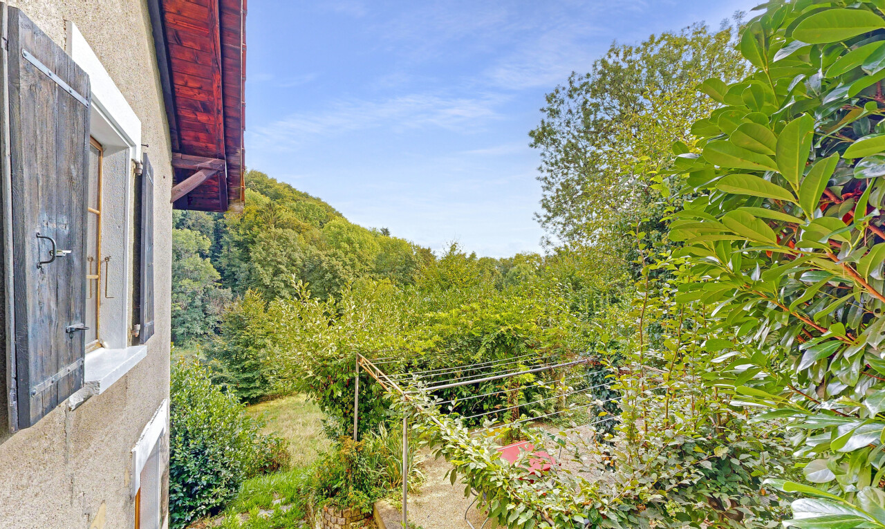 jardin avec from property et day time