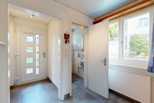 halle / korridor mit außenzugang, kühler, inside community, drywall, und gipskartonwand
