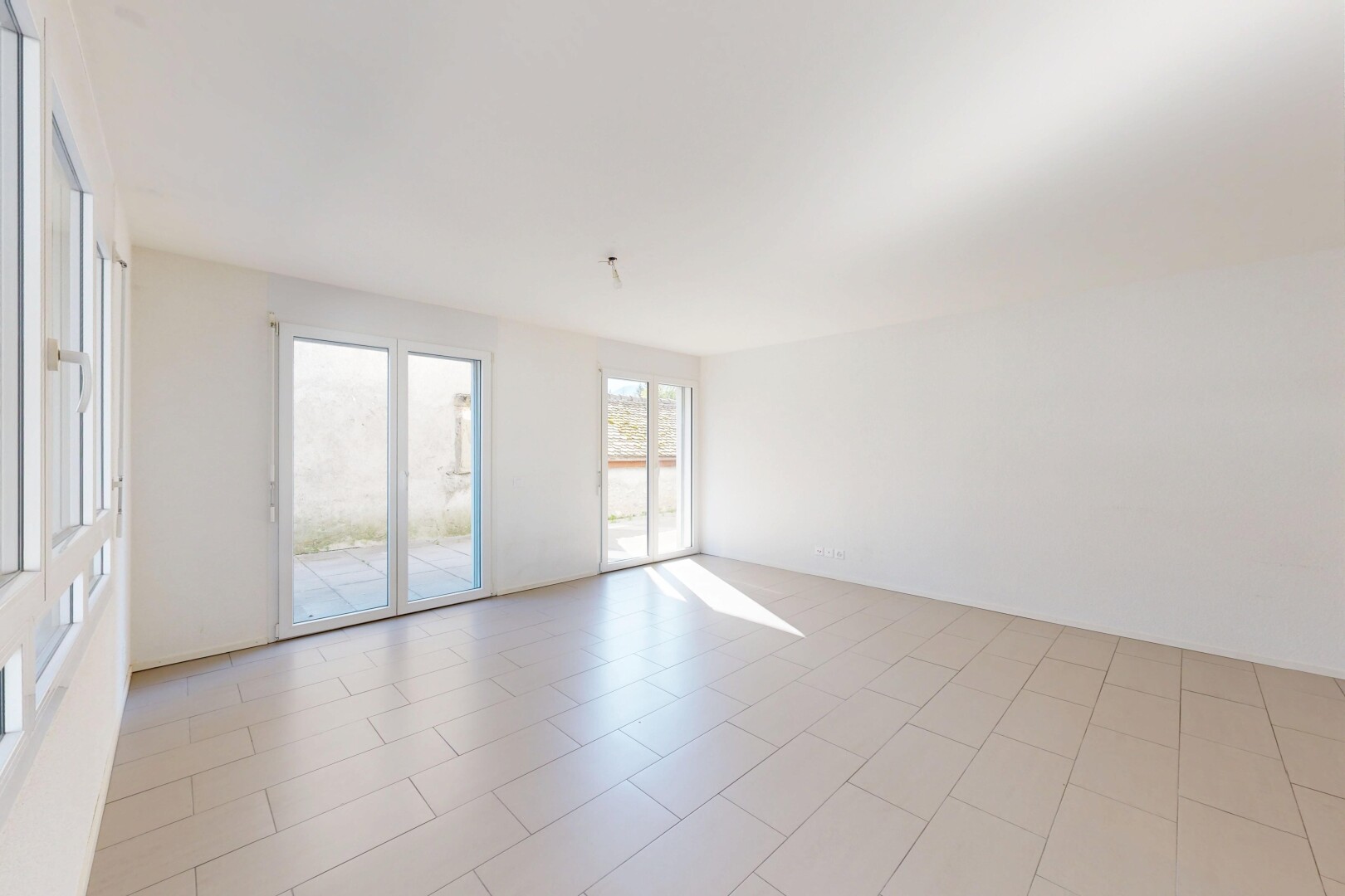 view of unfurnished room