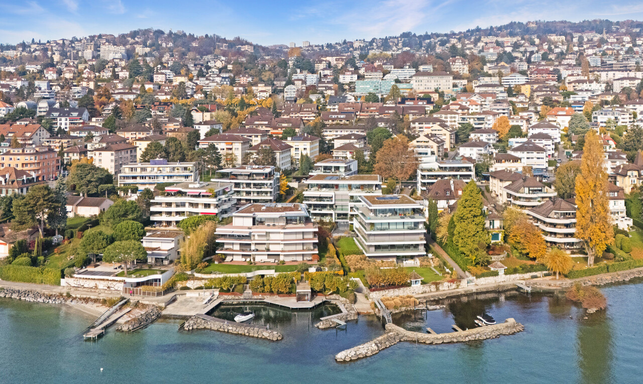 vue sur la mer avec aerial view, vue sur l'eau, water view, vue sur la ville, et city view