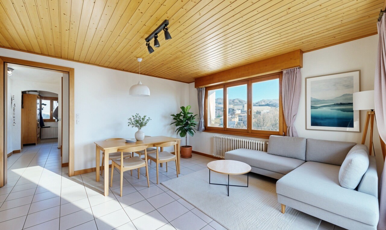 salon / salle à manger avec plafond en bois, wood ceiling, inside property, day time, et radiateur
