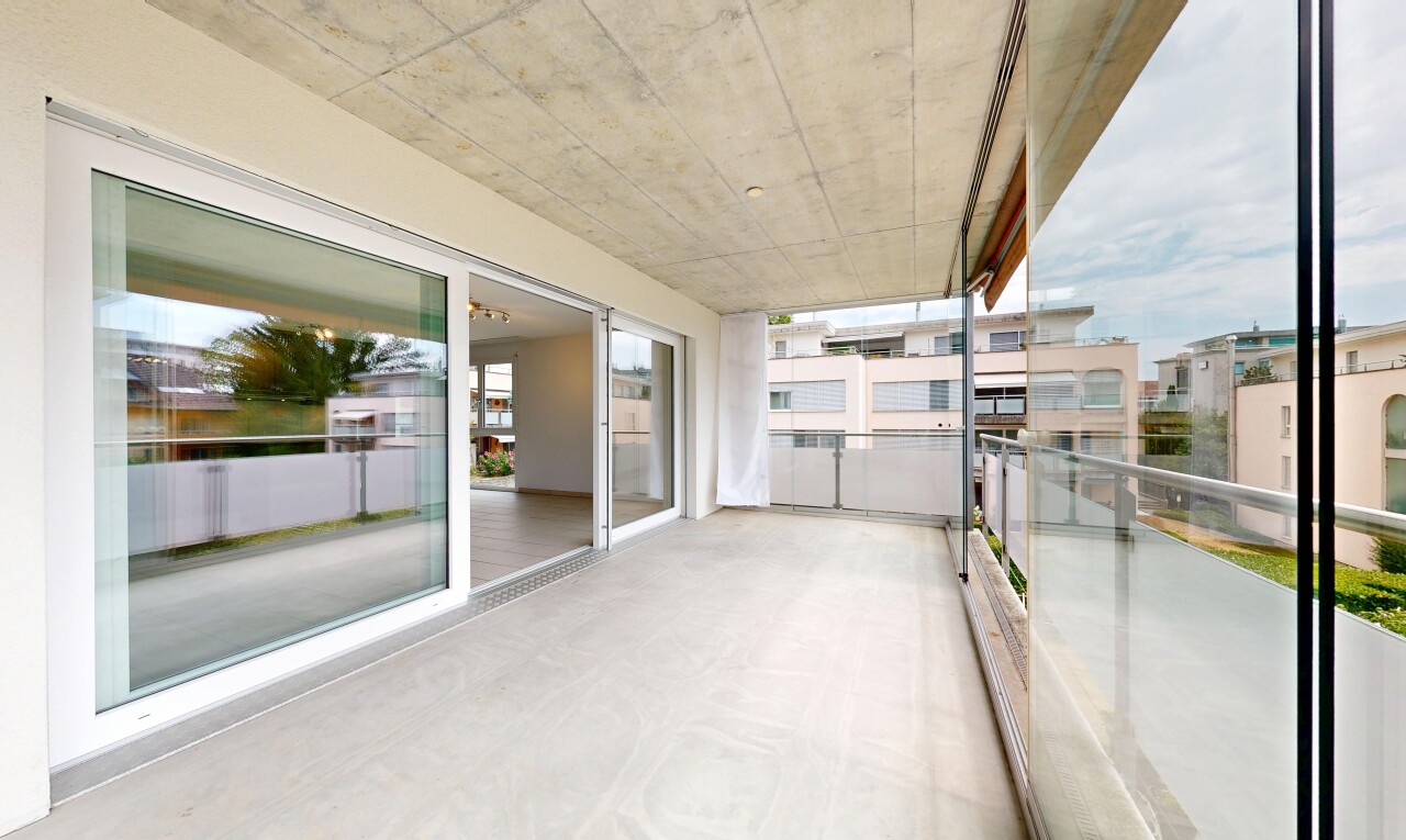 terrasse mit balkon