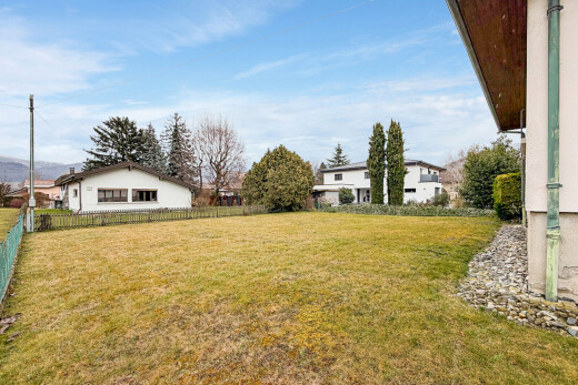 view of garden