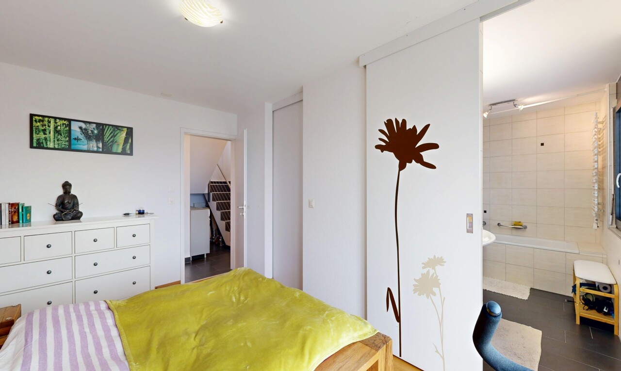 chambre avec cloison sèche, drywall, et inside property