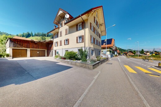außenansicht mit property visible und day time