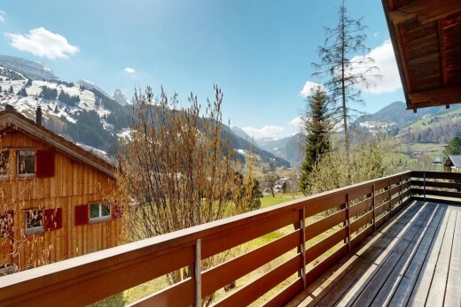 balkon mit blick auf die berge, mountain view, day time, from property, und balkon