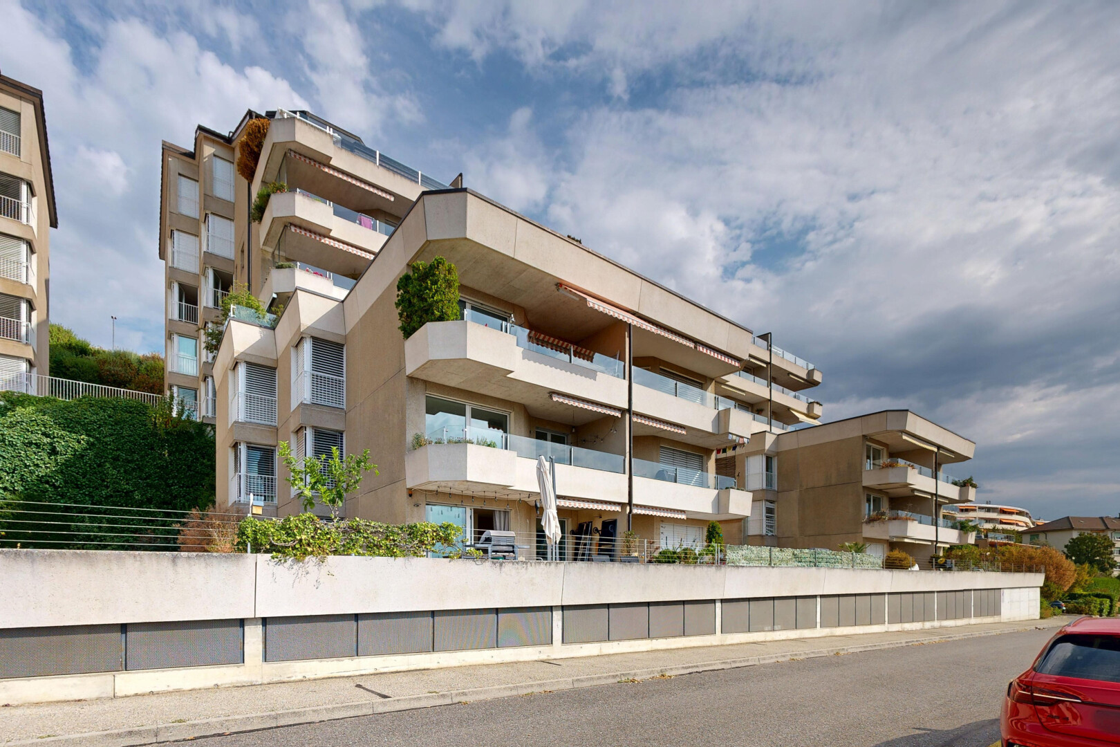 extérieur du bâtiment avec apartment complex view et vue sur le complexe d'appartements