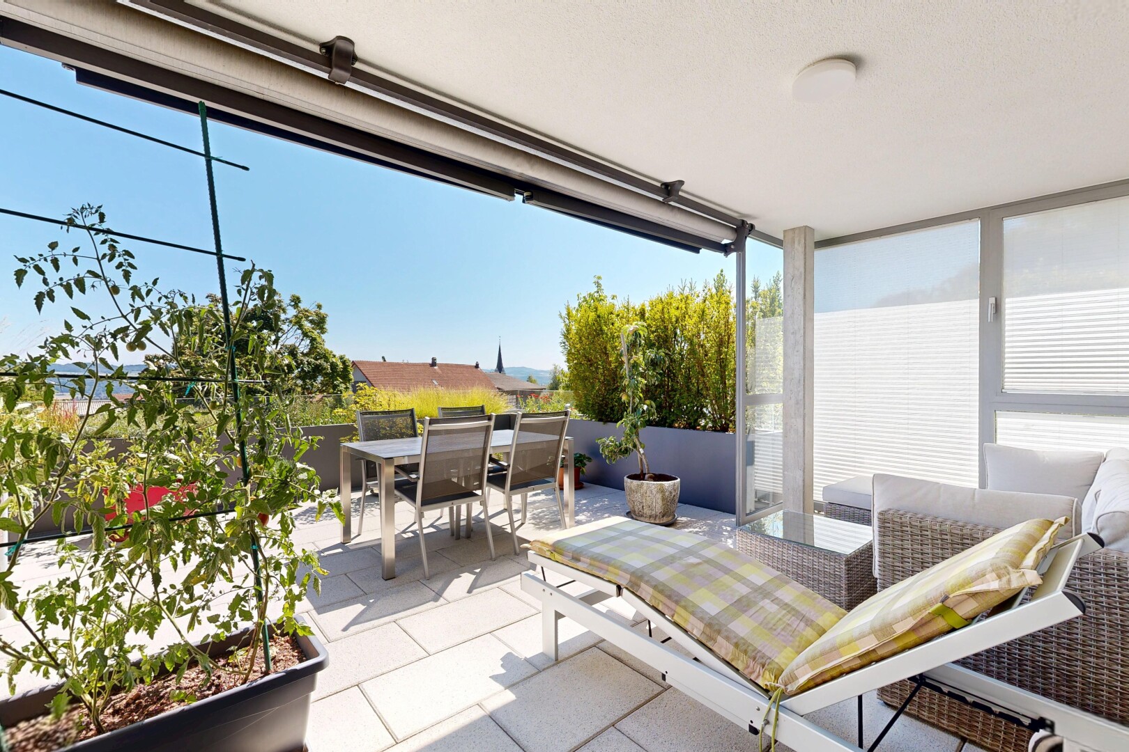 terrasse mit day time, from property, und essbereich im freien