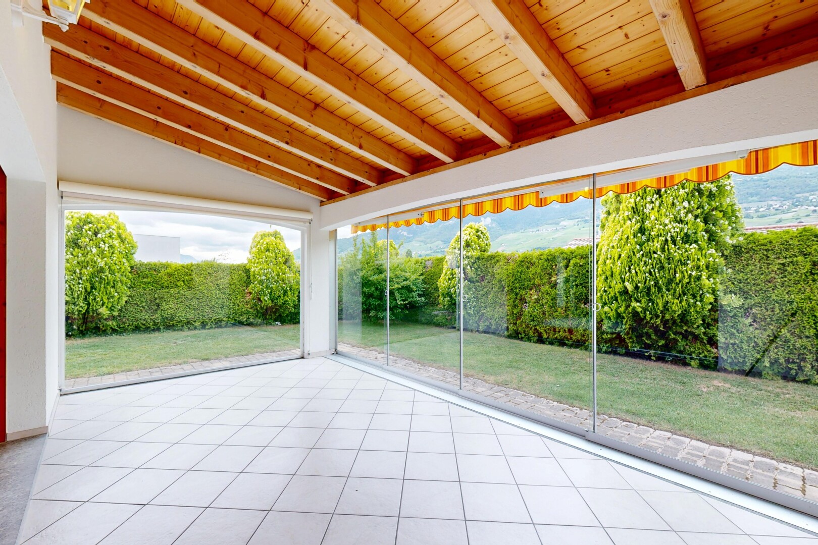 terrasse avec from property
