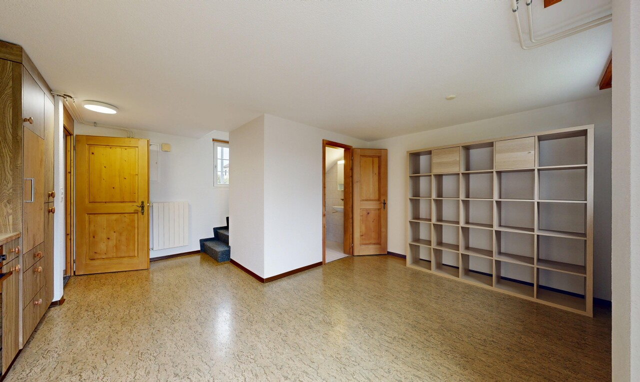 leerer raum mit inside property, drywall, gipskartonwand, baseboards wall, und sockelleisten