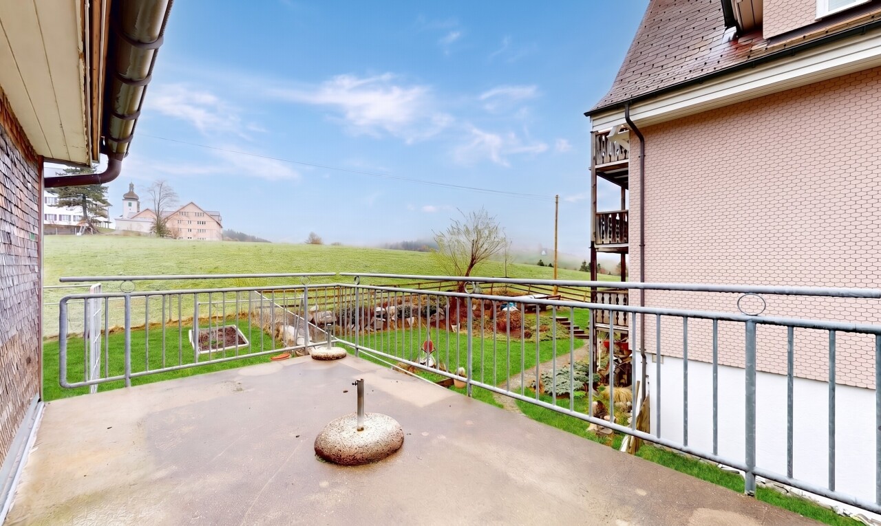 terrasse mit from property, day time, und rasen