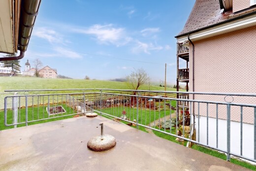 terrasse mit from property, day time, und rasen
