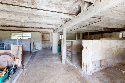 parken mit inside property und stall