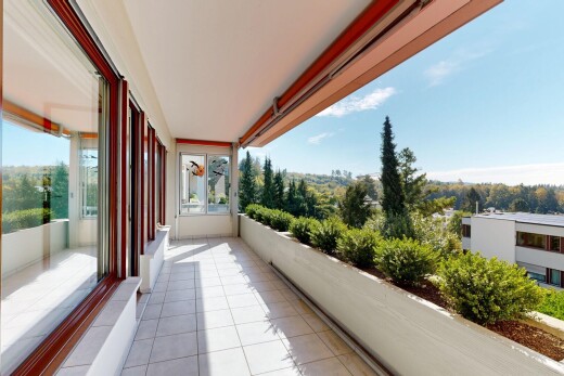 balkon mit view focus, day time, und balkon