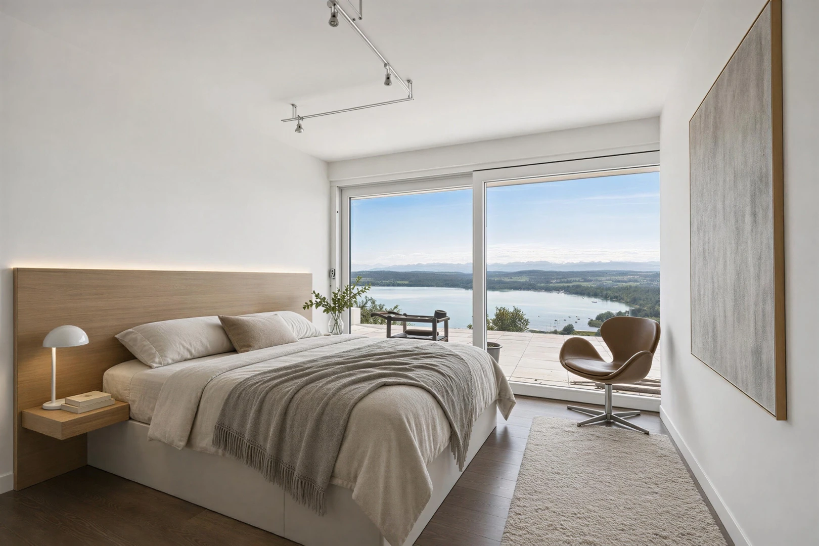 zimmer / schlafzimmer mit water view, seesicht, außenzugang, drywall, und gipskartonwand