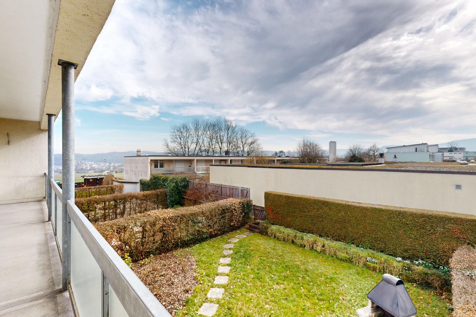 garten mit balkon
