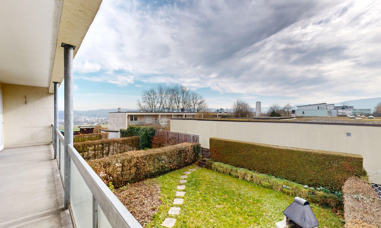 garten mit balkon