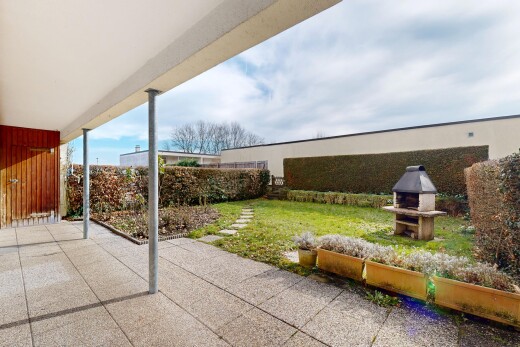 terrasse mit kamin und terrasse