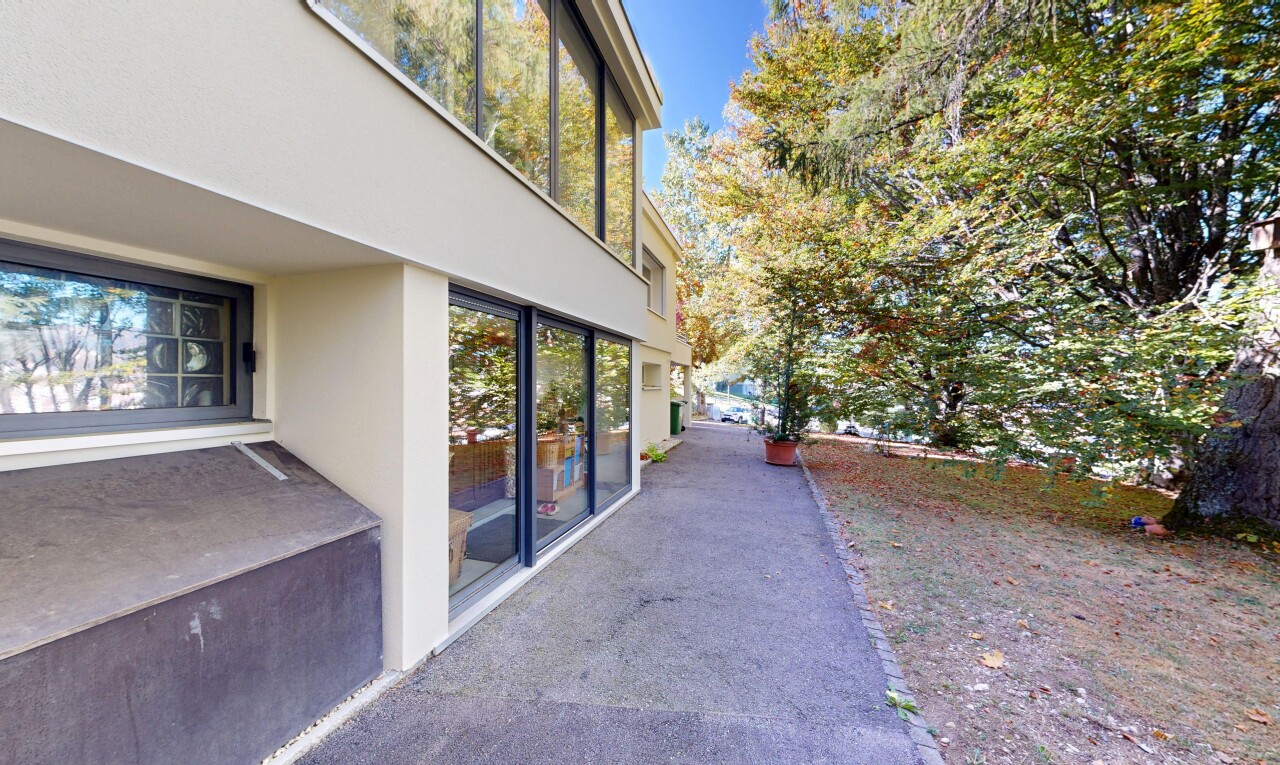 terrasse avec property visible, from property, et day time