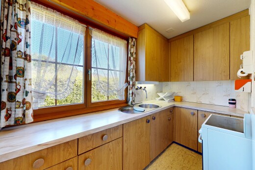 küche mit arbeitsplatten, light countertops, mittelbraune schränke, medium brown cabinets, und herd