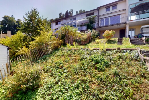 garten mit property visible und balkon