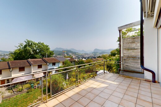 balkon mit terrasse, from property, residential view, wohngebietblick, und day time