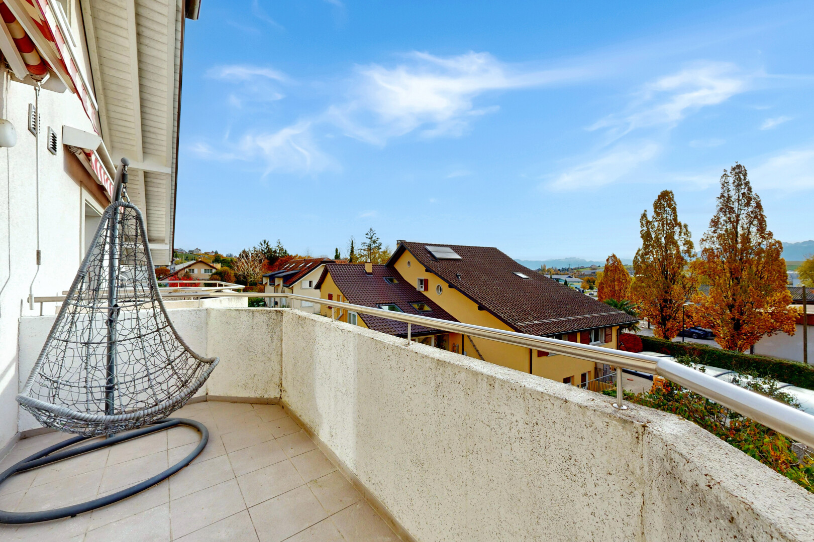 balcony featuring a residential view
