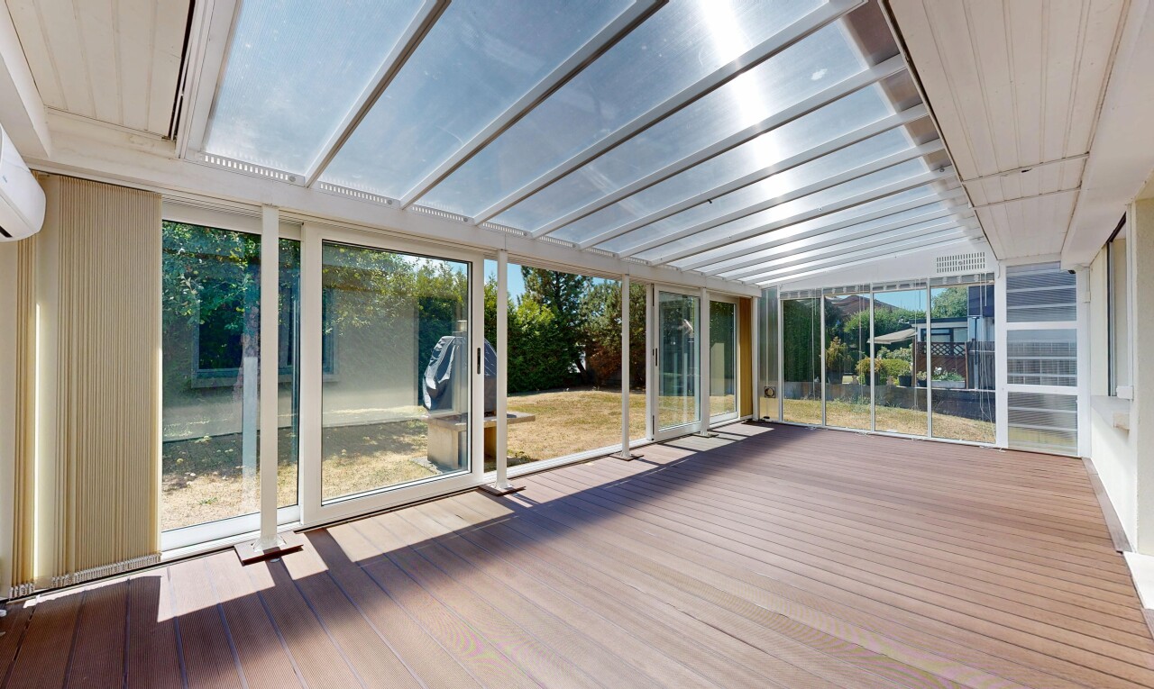 terrasse mit deck und grill