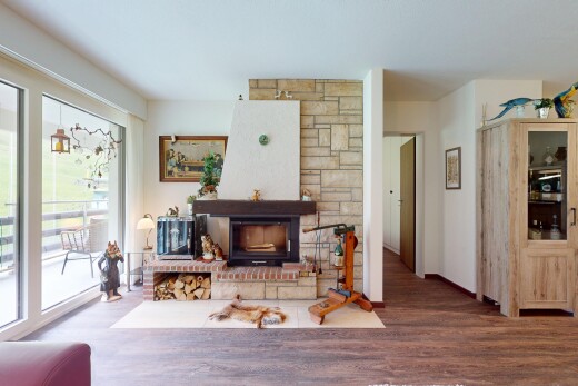 wohnzimmer mit inside property, natürliches licht, natural light, gipskartonwand, und drywall