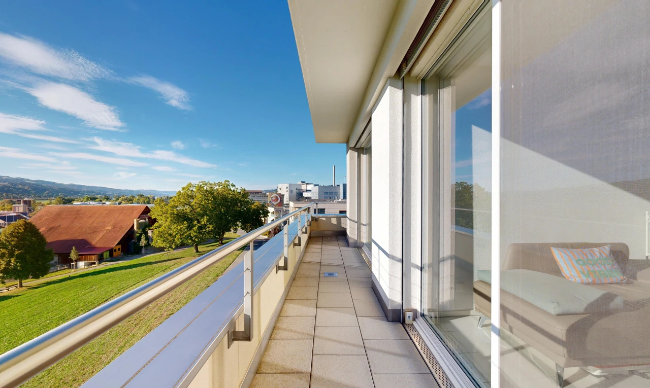 balkon mit balkon, from property, day time, und view focus