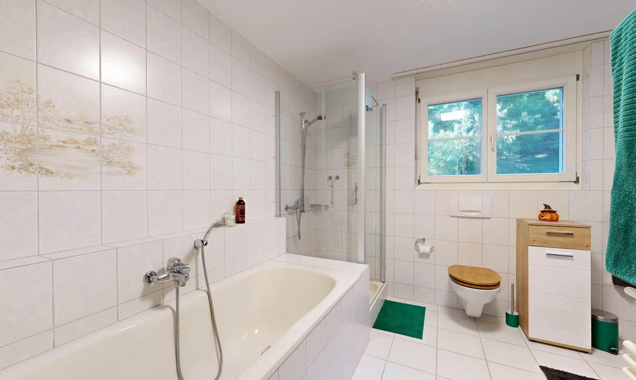 bad mit tile wall, fliesenwand, bad, toilette, und komplettes badezimmer