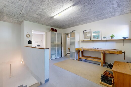 rezeption / lobby mit inside property und treppen