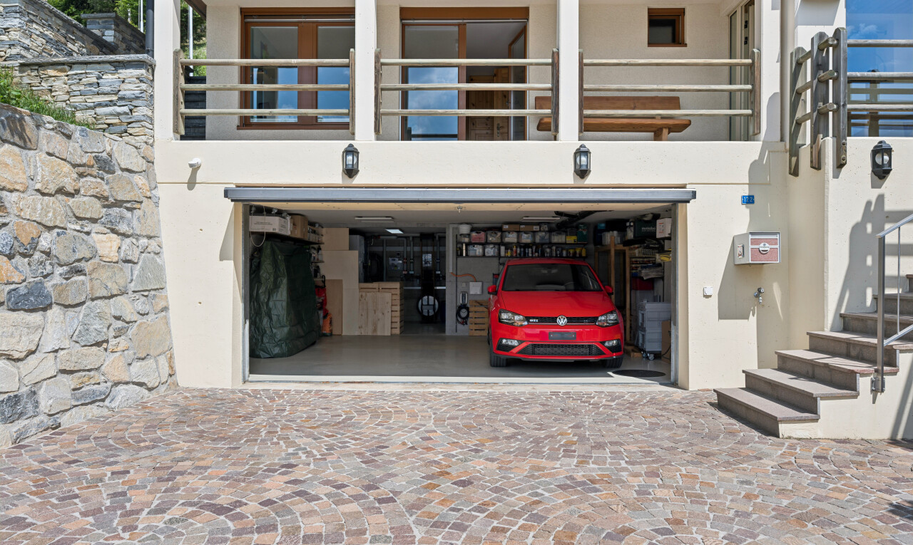 parking avec allée