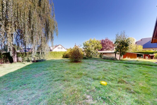 garten mit rasen, day time, und from property