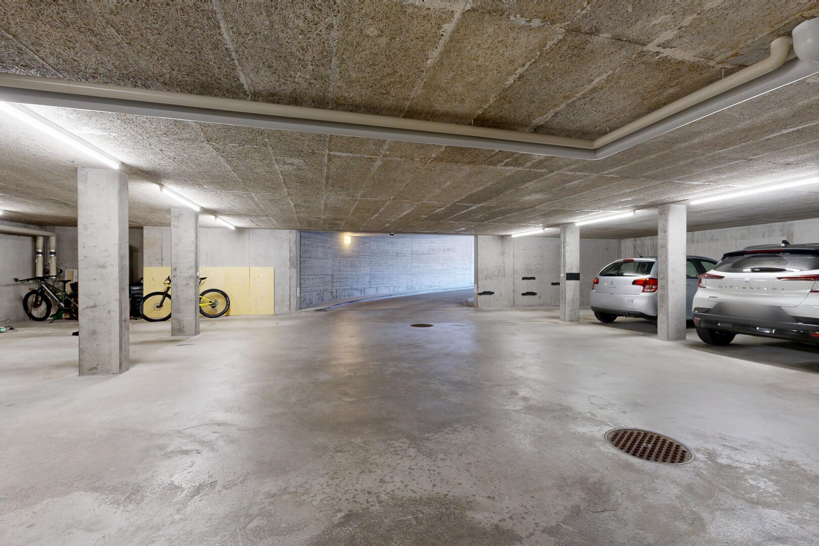 parking avec parking souterrain et inside community