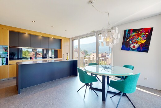 esszimmer mit natural light, natürliches licht, drywall, gipskartonwand, und inside property