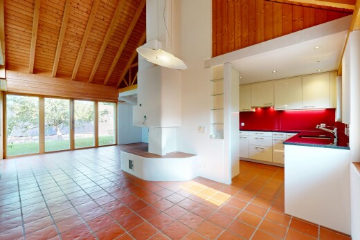 küche mit high ceiling, hohe decke, inside property, öffnet sich zum wohnraum, und natural light