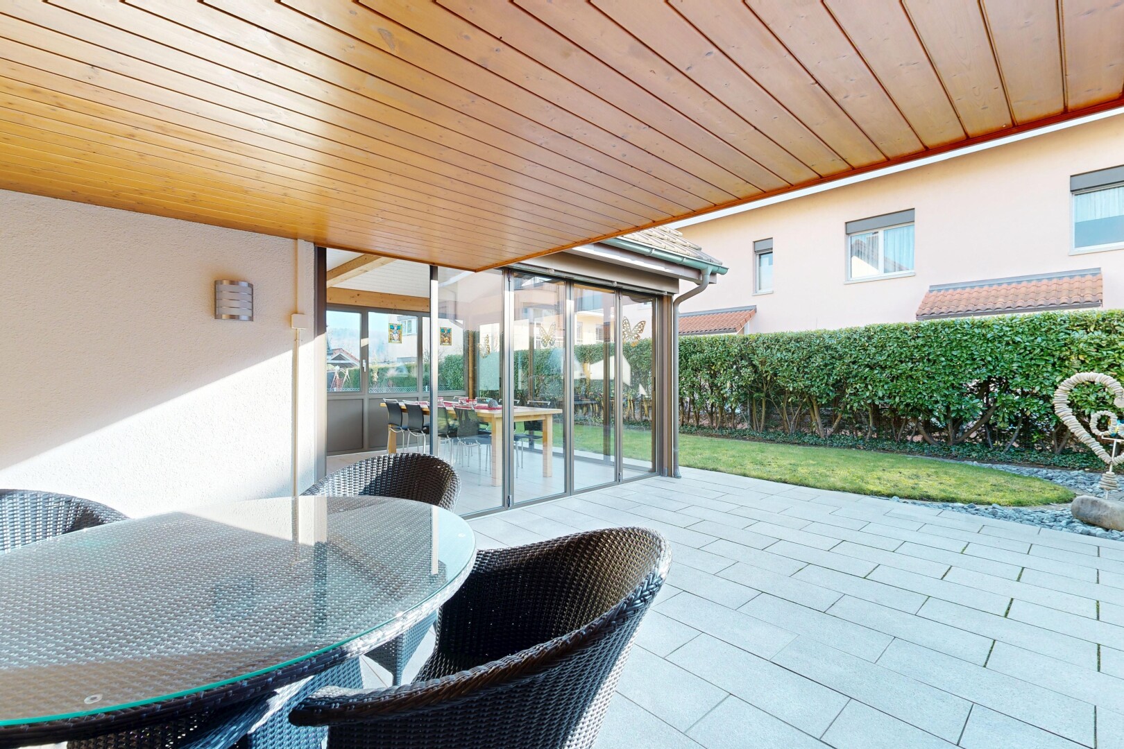 terrasse avec véranda, coin repas extérieur, from property, et terrasse