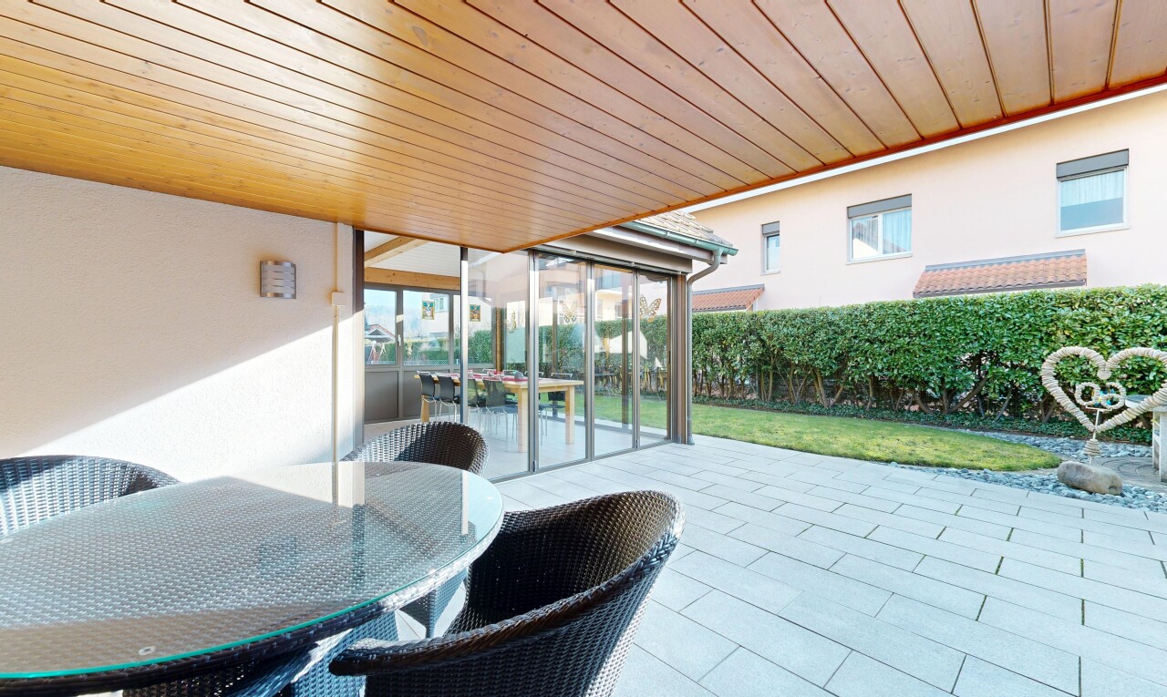 terrasse avec véranda, coin repas extérieur, from property, et terrasse