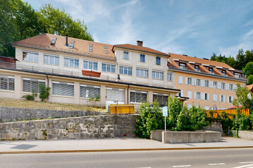 view of building exterior
