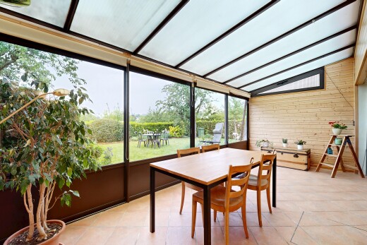 terrasse mit essbereich im freien, terrasse, from property, und overcast